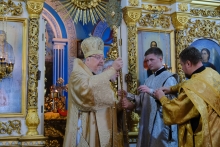 Митрополит Пантелеимон совершил Божественную литургию в Казанском кафедральном соборе Ачинска 18