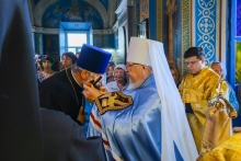 Митрополит Пантелеимон совершил Божественную литургию в Казанском кафедральном соборе Ачинска 2