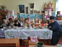 Большеулуйский священник провел занятие в православном семейном клубе Радость