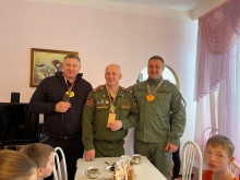 Ачинский священник благословил участников волейбольного турнира 3