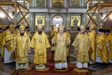 В день рождения владыки Пантелеимона совершена Божественная литургия в храме Рождества Христова Красноярска