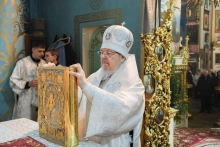 Митрополит Пантелеимон совершил Литургию в Казанском кафедральном соборе города Ачинска 7