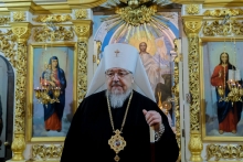 Митрополит Пантелеимон совершил Литургию в Казанском кафедральном соборе города Ачинска 8