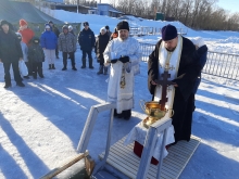 Протоиерей Евгений Фролов совершил чин Великого освящения воды на реке Чулым 2