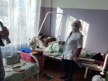 Пациентов ЦРБ поздравили с праздником Богоявления 3