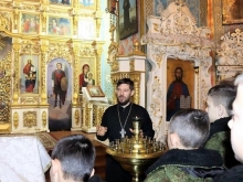 Воспитанники кадетского корпуса совершили экскурсию по святым местам Ачинска