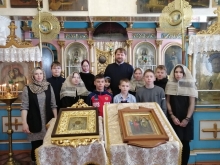 Воспитанники детского дома посетили большеулуйский храм