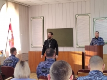 Ачинский священник встретился с сотрудниками Росгвардии 2