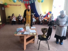 В Детском доме Ачинска совершено Таинство Крещения