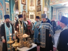 Благовещение Пресвятой Богородицы. Неделя Крестопоклонная 2
