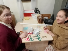 Рядом с Казанским собором появились Пасхальные деревья 4