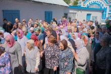 Глава Красноярской митрополии совершил Божественную литургию в ачинском Казанском соборе 8