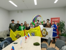 Священник и есаул рассказали школьникам о репрессиях против Церкви и казачества в 20 веке