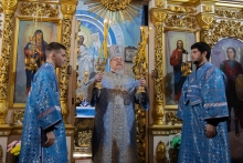 Митрополит Пантелеимон совершил Литургию в Казанском кафедральном соборе города Ачинска