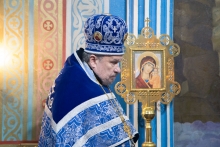 Митрополит Пантелеимон совершил Литургию в Казанском кафедральном соборе города Ачинска 6