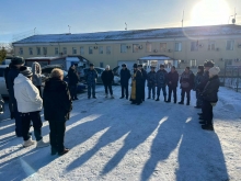 Помощник Ачинского благочинного по тюремному служению освятил автомобили сотрудников исправительных учреждений 3