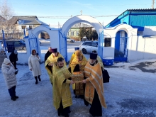 В Ачинске встретили ковчег с Честной главой Святителя Иннокентия