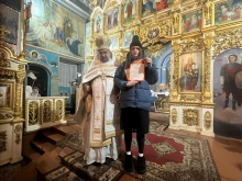 Отец благочинный наградил участников художественного конкурса, посвящённого св. Даниилу Ачинскому 3