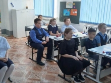 Православным гимназистам рассказали о празднике Сретения Господня 2