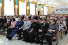 Священник Казанского собора поздравил транспортных полицейских с праздником