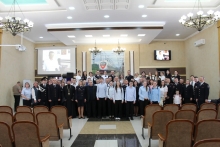 Священник Казанского собора поздравил транспортных полицейских с праздником 3