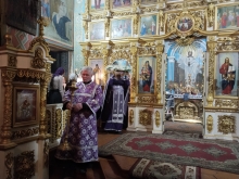 Богослужение в Казанском соборе в Неделю Крестопоклонную 2