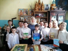 Музейный урок, посвящённый празднику Пасхи, прошёл для четвероклассников Большеулуйской СОШ