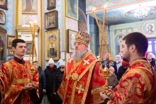 Правящий архиерей совершил Литургию е Казанской соборе 2