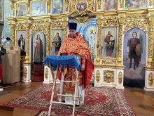 Ачинский благочинный совершил Божественную литургию в Казанском соборе в День Усекновения Главы Иоанна Крестителя 5