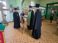 Ачинский благочинный совершил рабочую поездку в Свято-Троицкий приход села Новобирилюссы 2