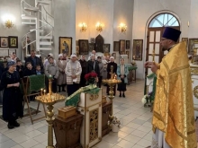 Отец благочинный совершил Литургию в Данииловском храме Ачинска 4