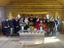 Ачинский благочинный совершил молебен в строящемся Крестовоздвиженском храме села Новая Еловка 5