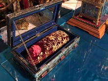 Ковчег с башмачком святого Спиридона Тримифунтского